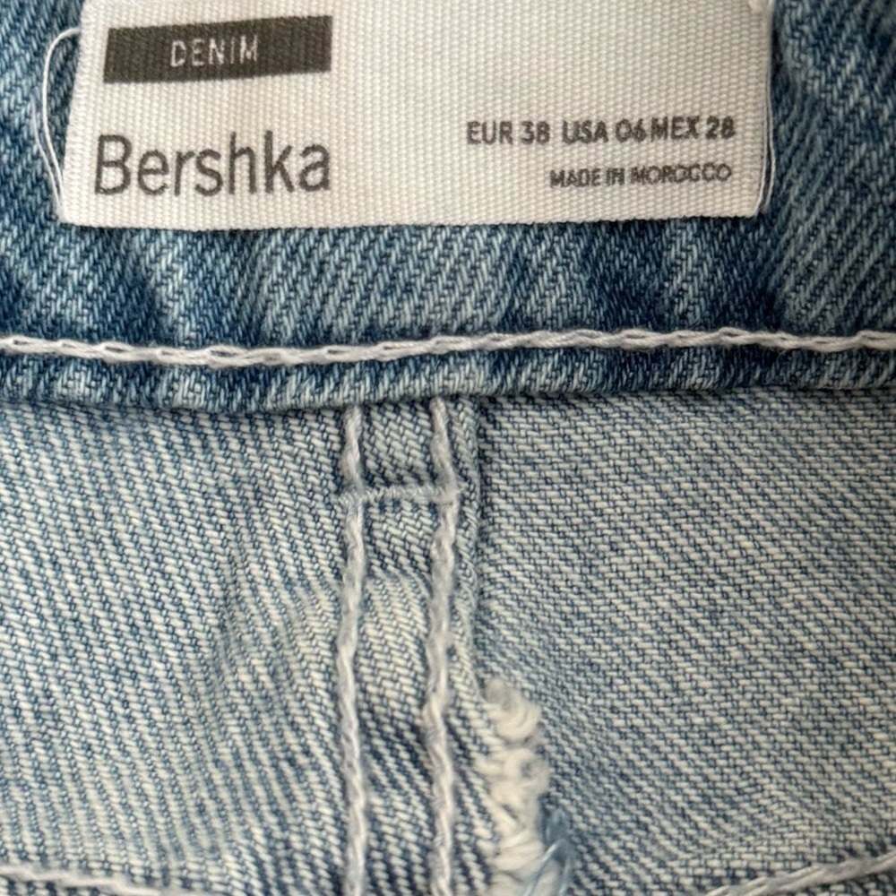 Bershka Light Blue Denim - Picture 7 of 7